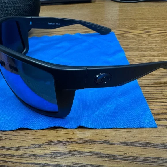 Costa Reefton Sunglasses - 580g glass lens
